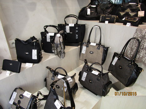 photo1
