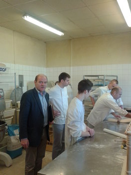 photo2