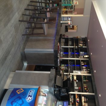 photo1